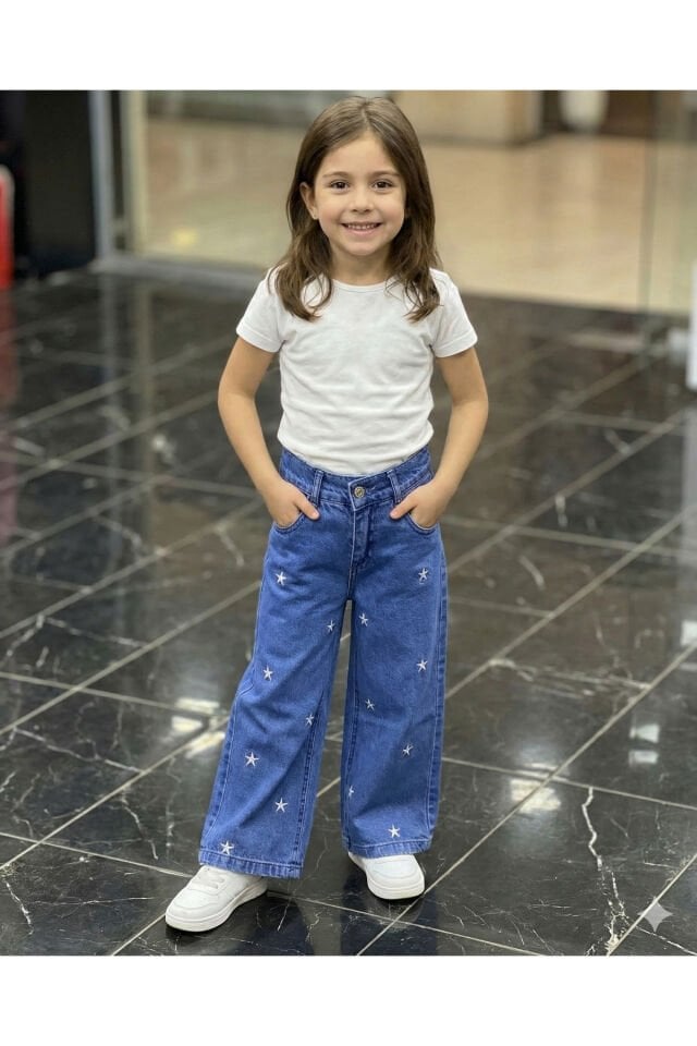 Kız Çocuk Pamuklu Beli Lastikli Jean Pantolon Rahat Kalıp Geniş Bol Paça Nakışlı Kot Pantolon Mavi - 5-6 Yaş