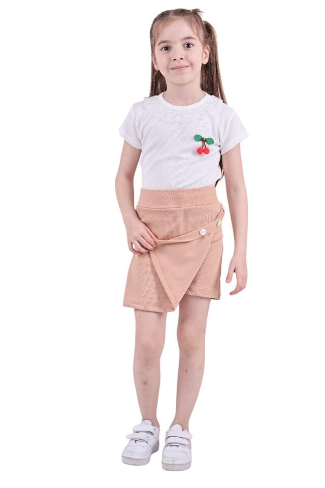 Kız Çocuk T-shirt Yakası Dantelli Kiraz Ve Düğme Detaylı Şort Etek Bluz Yazlık Ikili Takım Bisküvi - 9-10 Yaş